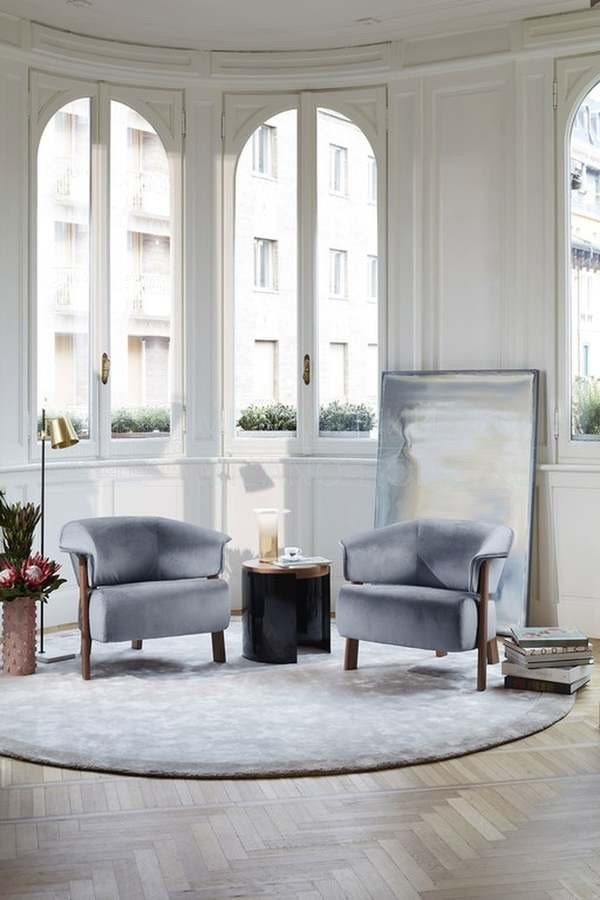 Кресло Back-Wing armchair из Италии фабрики CASSINA Кресло Back-Wing armchair из Италии фабрики CASSINA