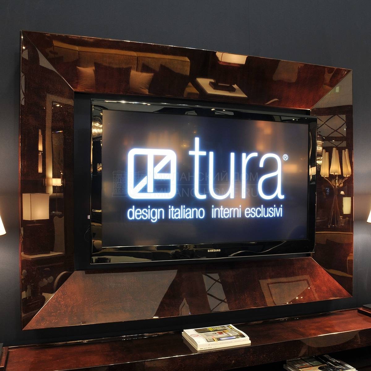 Мебель для ТВ 3333 из Италии фабрики TURA