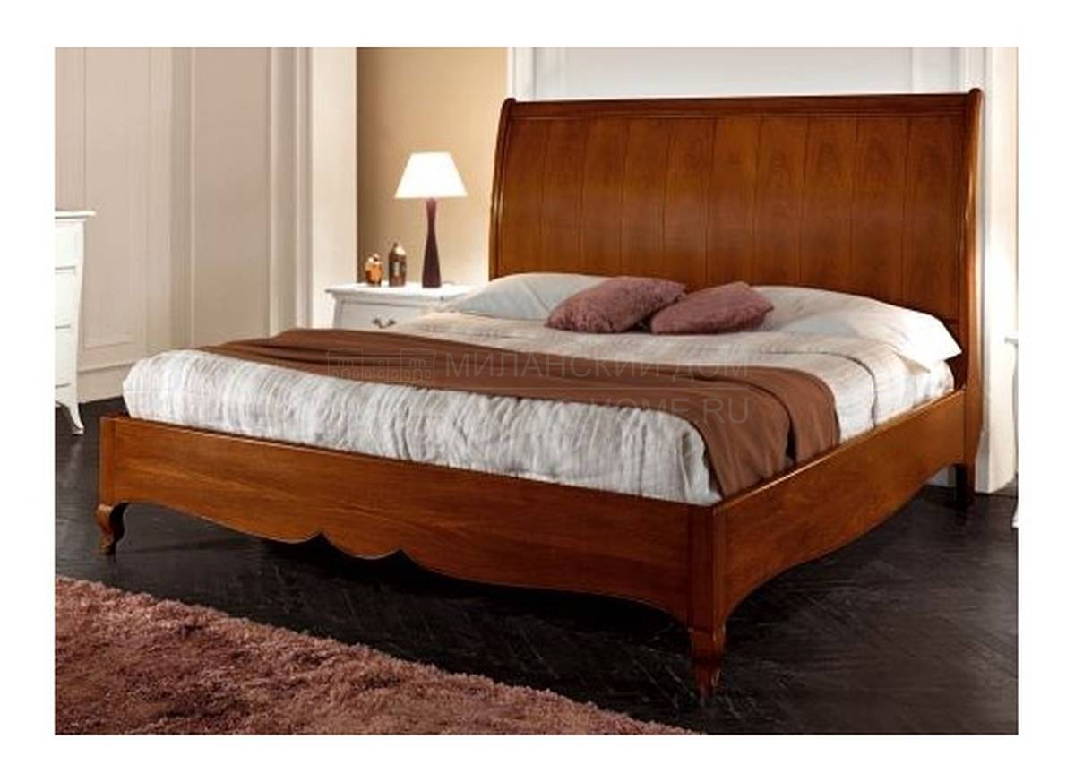 Кровать с деревянным изголовьем Eleonora 15.352 15.355 15.354 из Италии фабрики BAMAX