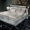 Кровать с мягким изголовьем Caesar