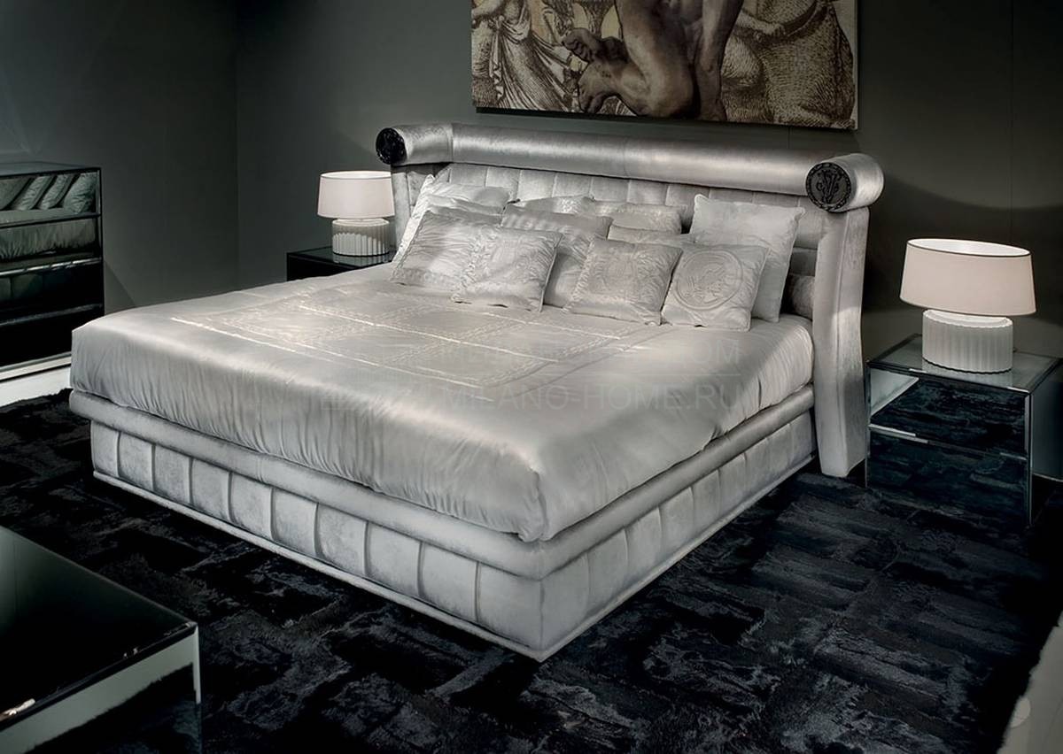 Кровать с мягким изголовьем Caesar из Италии фабрики IPE CAVALLI VISIONNAIRE