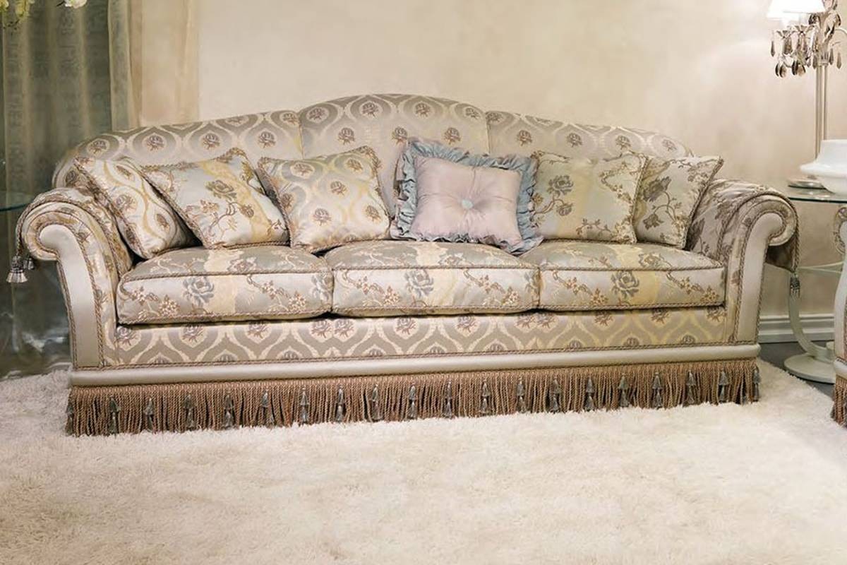 Прямой диван Glicine из Италии фабрики PIGOLI
