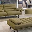 Прямой диван Renegade sofa — фотография 2