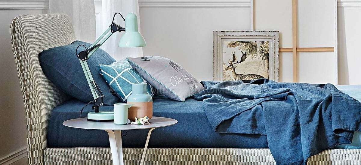 Кровать с мягким изголовьем Tonight Air singlebed из Италии фабрики BONALDO Кровать с мягким изголовьем Tonight Air singlebed из Италии фабрики BONALDO