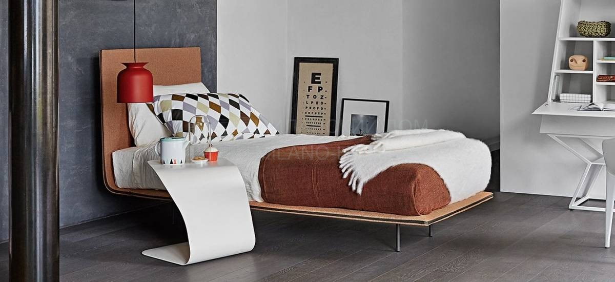 Кровать с мягким изголовьем Thin singlebed из Италии фабрики BONALDO