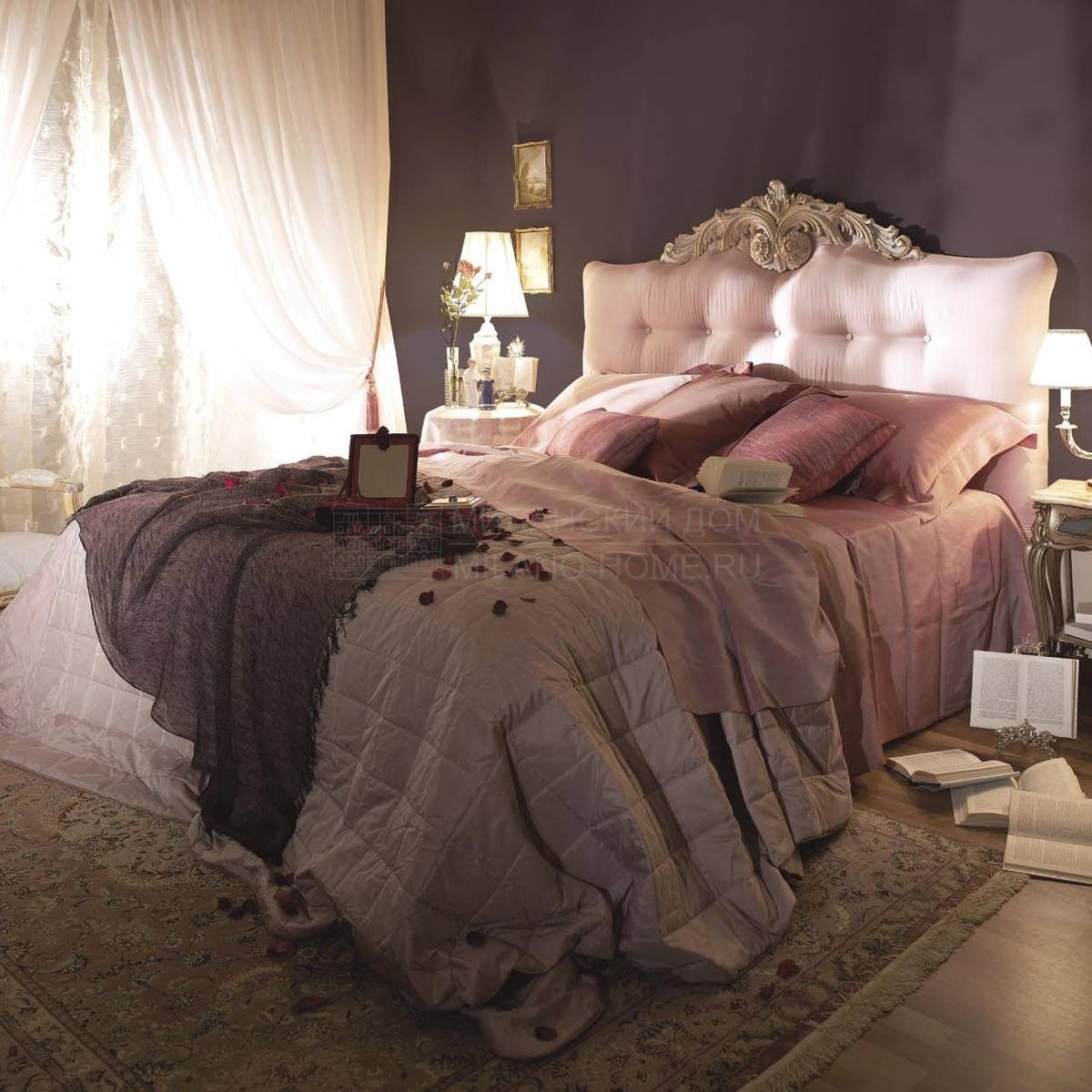 Двуспальная кровать PC 2011 Moon/bed из Италии фабрики ASNAGHI INTERIORS