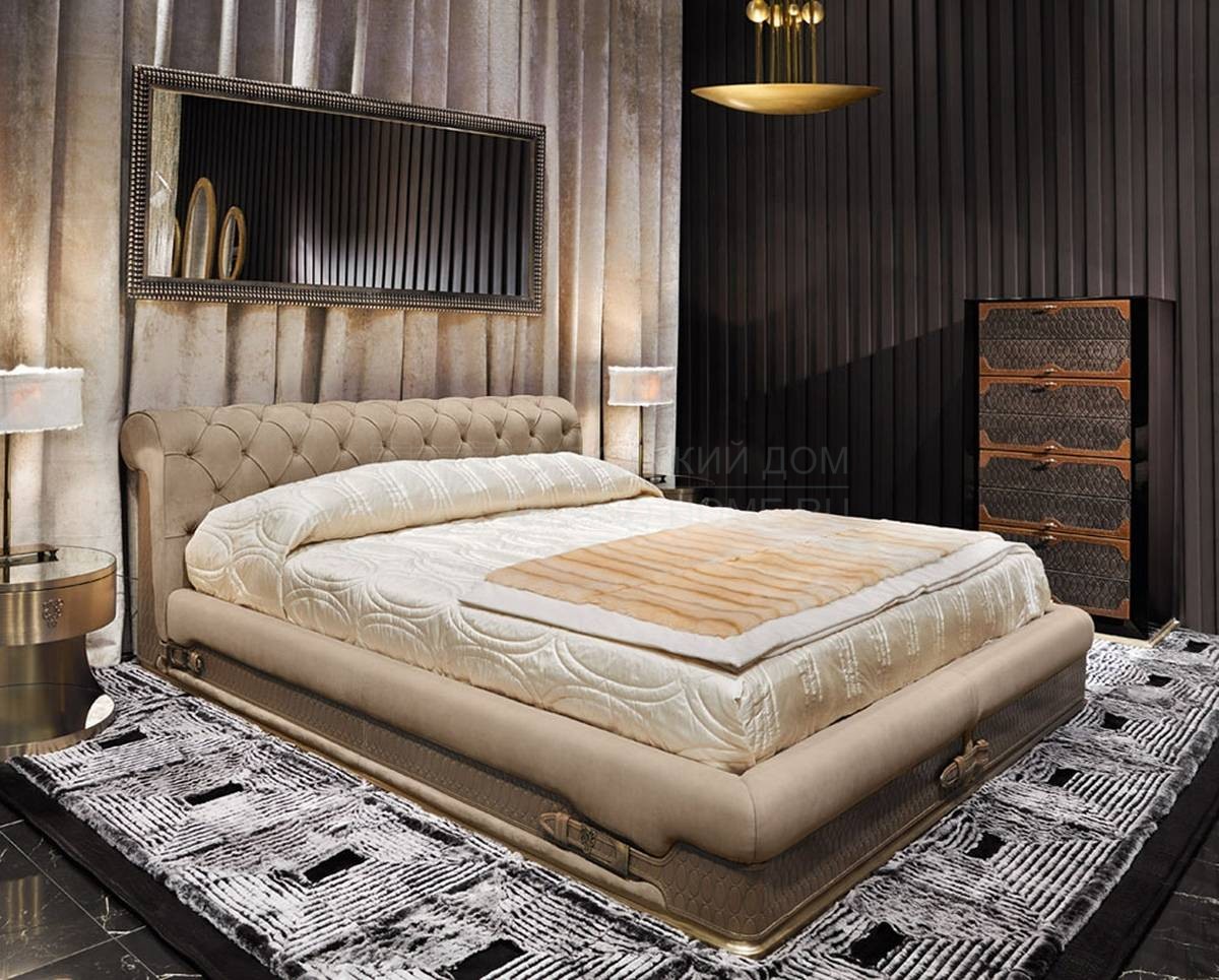 Кровать с мягким изголовьем Chester Laurence из Италии фабрики IPE CAVALLI VISIONNAIRE