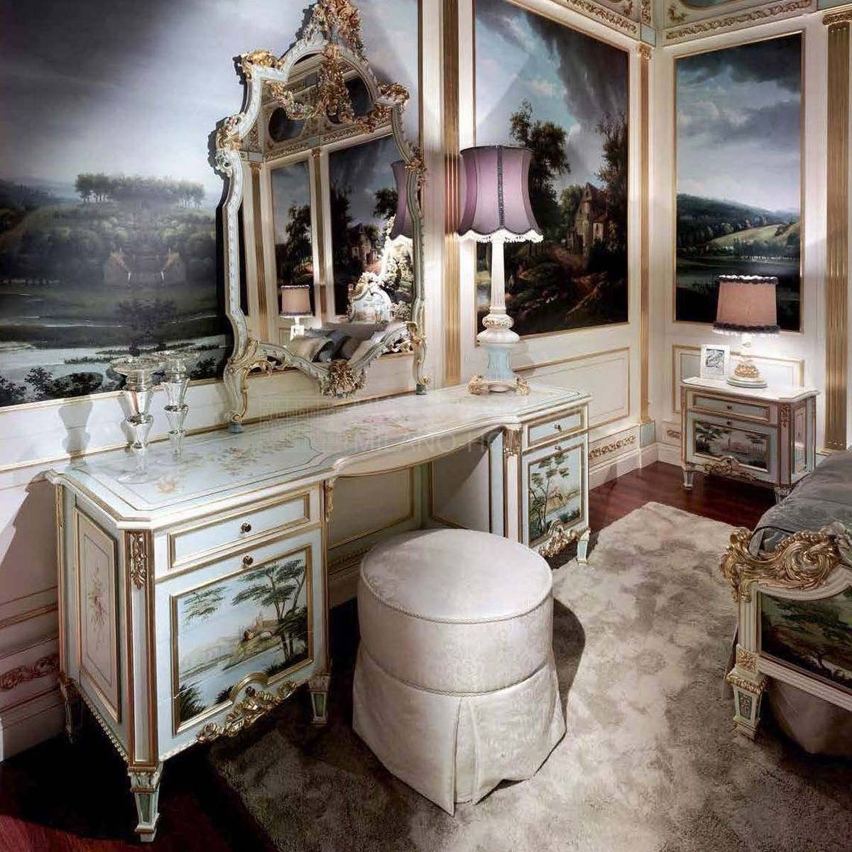 Туалетный столик L4.1504 Ninfea/sidetable из Италии фабрики ASNAGHI INTERIORS Туалетный столик L4.1504 Ninfea/sidetable из Италии фабрики ASNAGHI INTERIORS