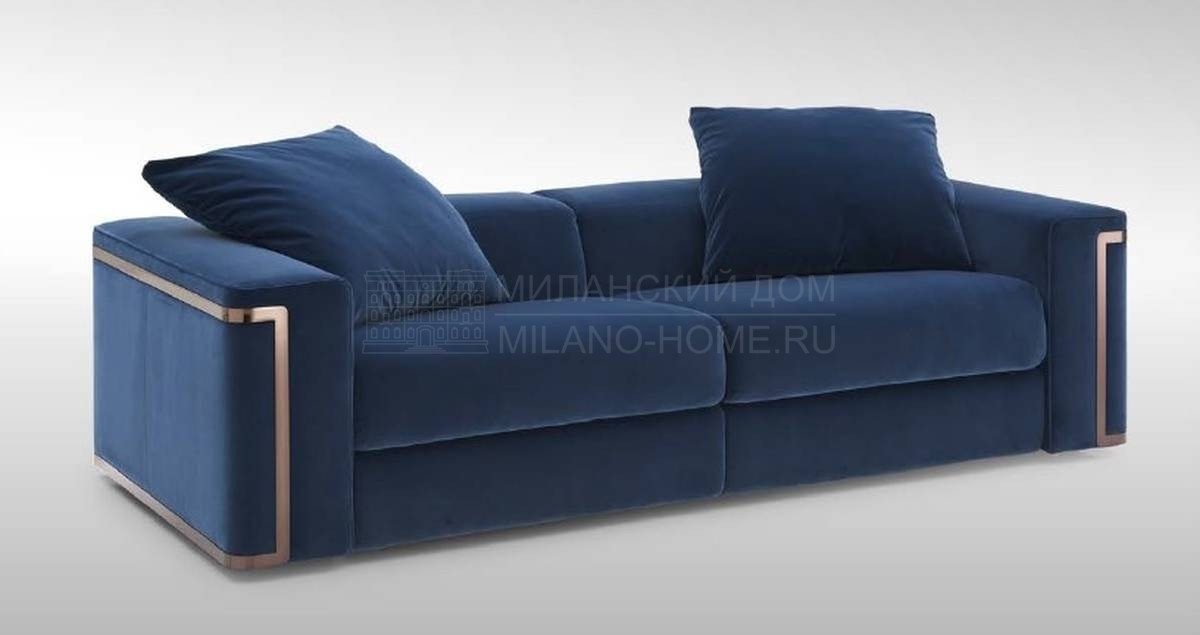 Прямой диван Montgomery Embrace sofa из Италии фабрики FENDI Casa