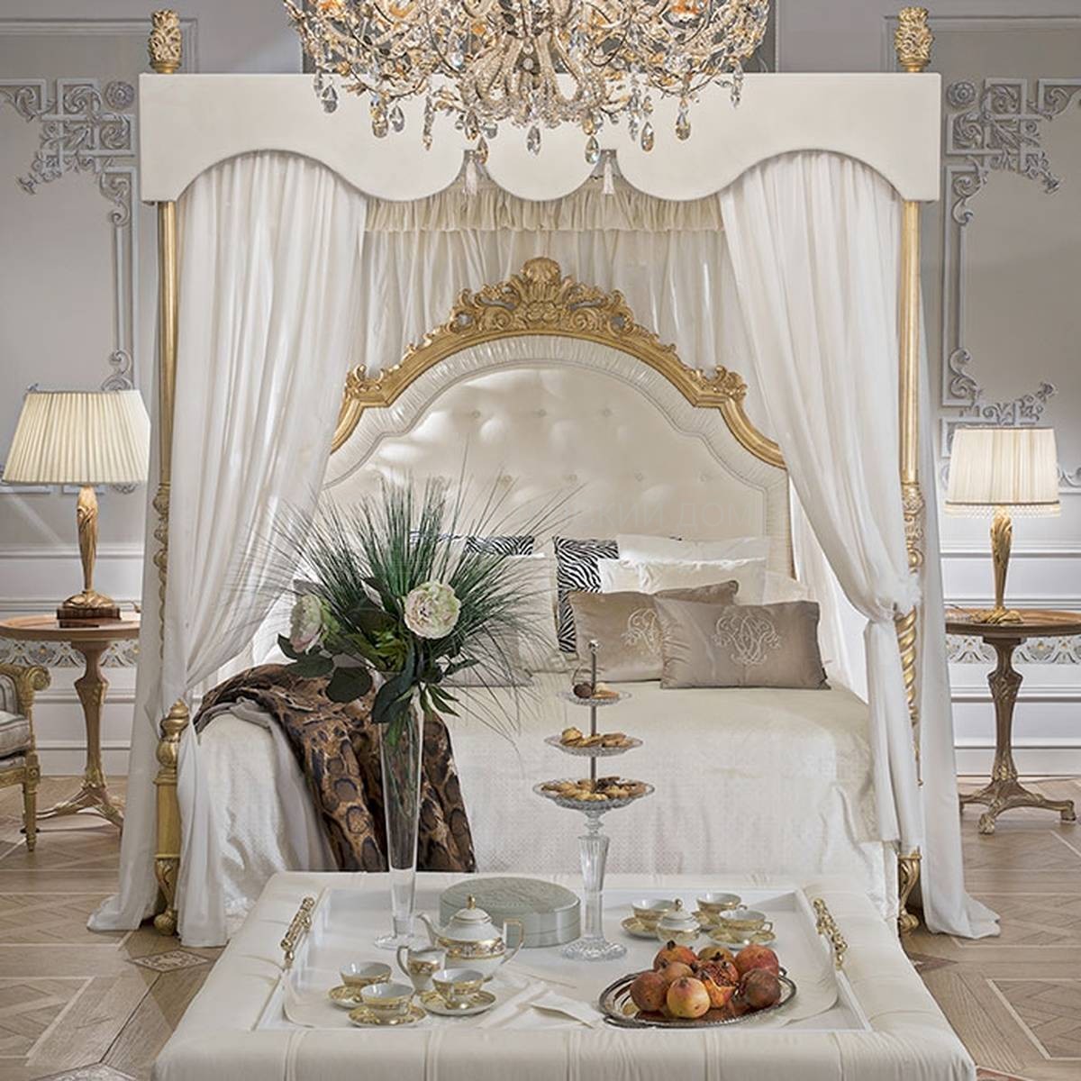 Кровать с балдахином art.2076LL из Италии фабрики MEDEA