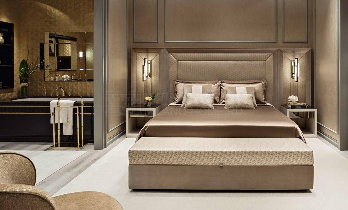 Кровать с комбинированным изголовьем Louvre Collection из Италии фабрики OASIS